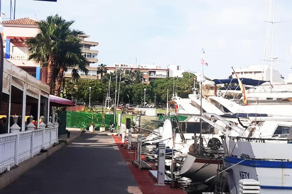 Adventure Harbour Daire Torrevieja Dış mekan fotoğraf