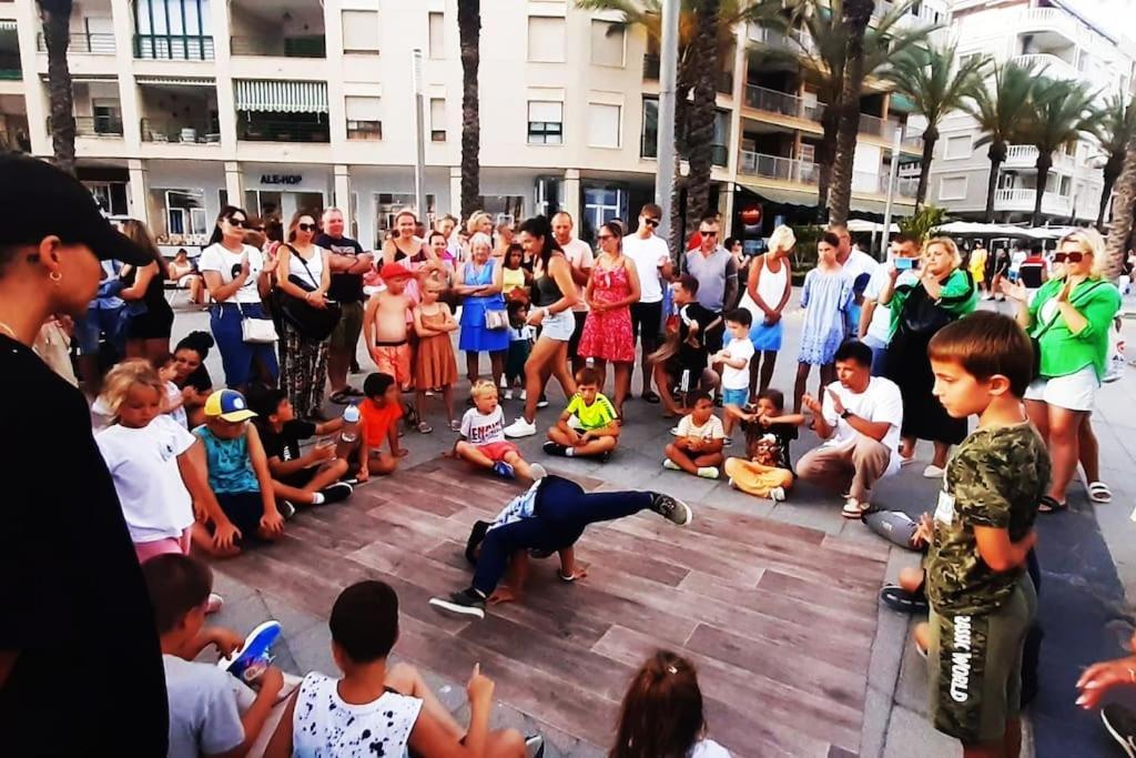 Adventure Harbour Daire Torrevieja Dış mekan fotoğraf