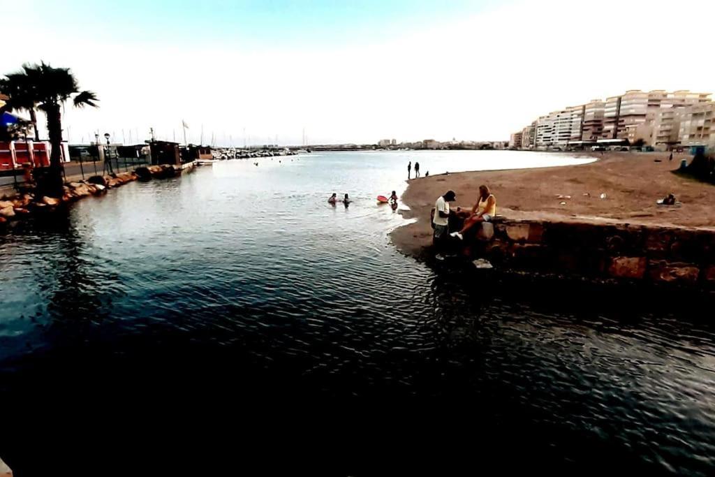 Adventure Harbour Daire Torrevieja Dış mekan fotoğraf
